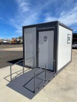 Sanitario portátil accesible para personas con discapacidad