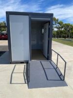 Sanitario portátil accesible para personas con discapacidad - Imagen 10