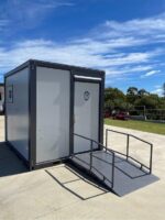 Sanitario portátil accesible para personas con discapacidad - Imagen 3