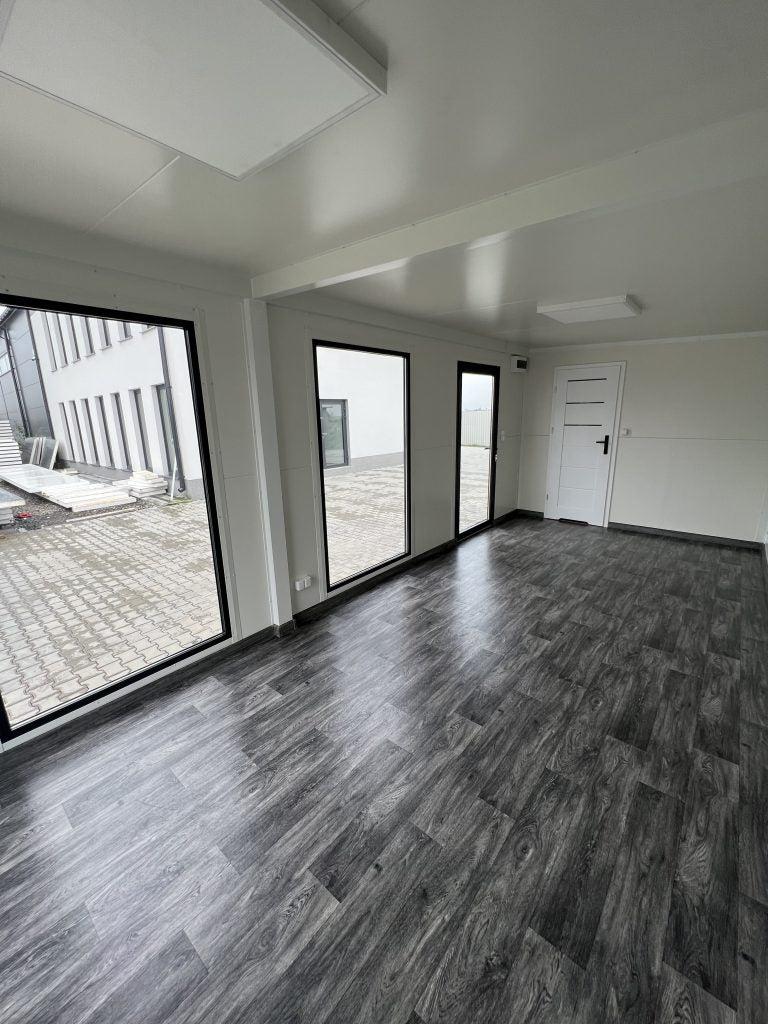 7-13.jpeg Contenedor de Oficina 800×300 con Baño y Aire Acondicionado - Imagen 7