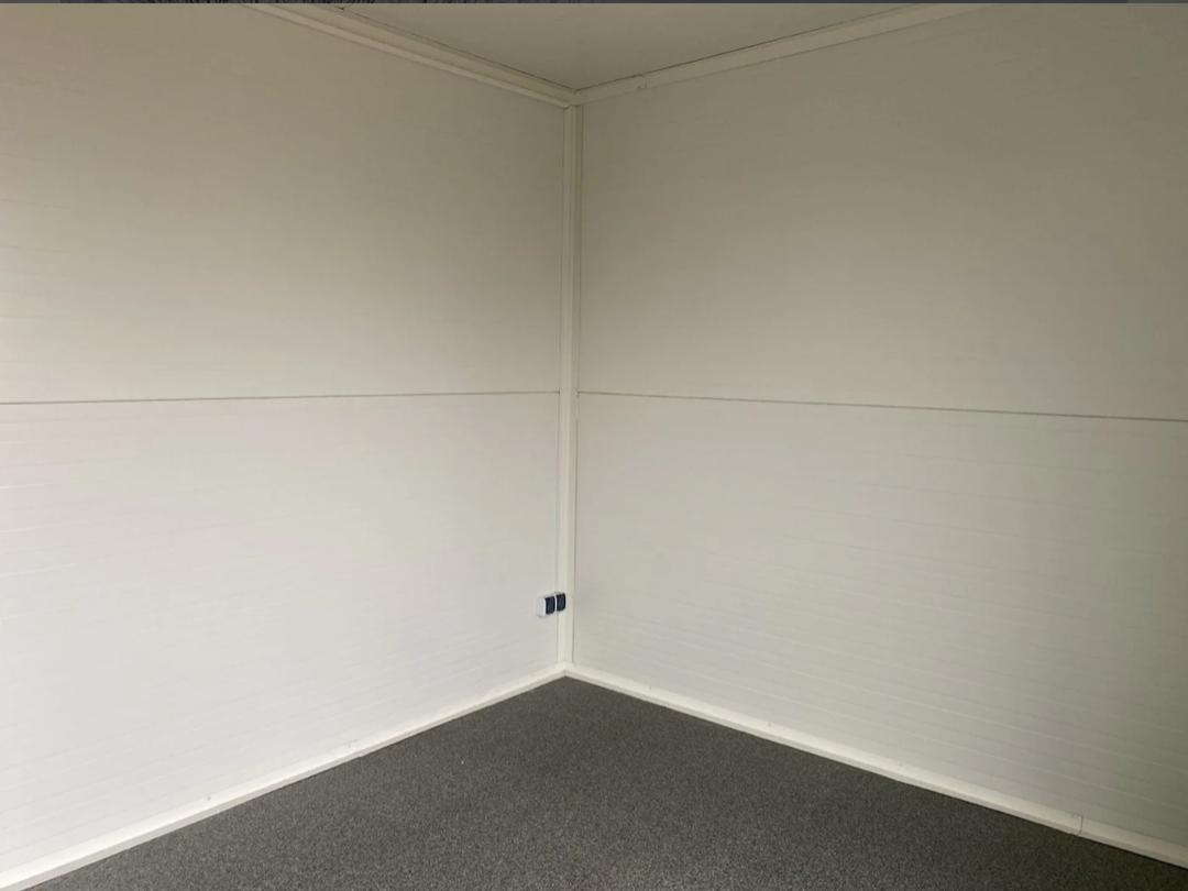 9-11.jpeg Contenedor Comercial "Linz" 6×2,83 m – Sala de Ventas - Imagen 9